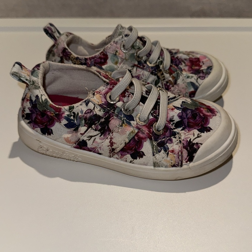 Blowfish Malibu‎ Kids Flowered Sneakers, Toddler Size 7M - Picture 2 of 7